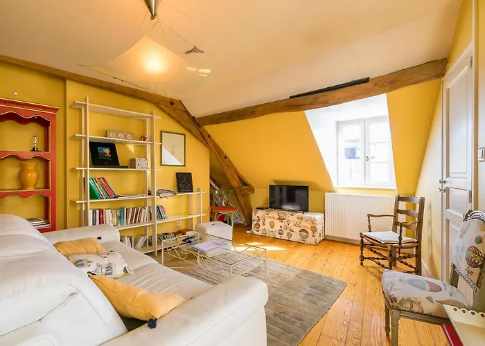 Le Panoramique, Au Centre Historique De *