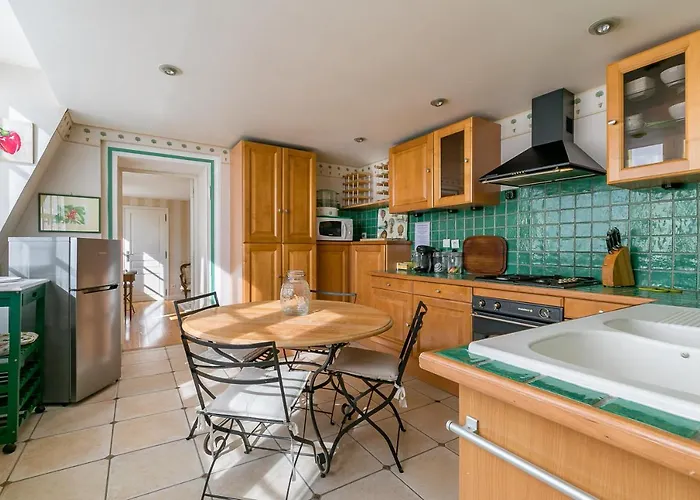 Le Panoramique, Au Centre Historique De